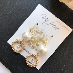 《再販》【卒業式・入学式・結婚式などフォーマルシーンに✧】パール×フラワーリングの大人可愛いピアス／イヤリング