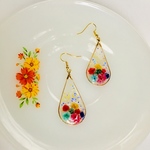 ドライフラワーのドロップフープピアス