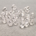 水晶・クリスタルクォーツ64面カット  6ミリ・8ピース
