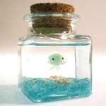 クラゲアクアリウム　ぷちくらげちゃん　コルクボトルスクエア蓄光砂B