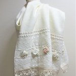 ★ミンネ限定★お花のデコレーション　ストール　生成り