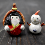 『座敷わらしと鬼っ子雪だるま』置物