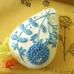 刺繍ブローチ★エレガンス！・水色