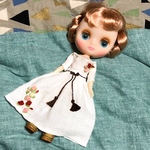 ミディブライス アウトフィット ドール服 刺繍 ワンピース