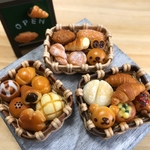 選べる6種のミニチュアパンセット（カゴ付き）
