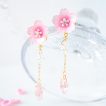 ✿  ゆらり雫と桜ピアス ✿  