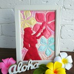 ハワイアンキルト《Plumeria & Hula girl》フレーム入り  