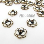 カメリアメタルカボション 23ｘ24mm【White】2個