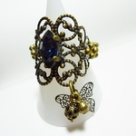 座金とスワロフスキーのリング（金古美×ネイビースワロ）