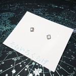 レインボームーンストーン*プチピアス