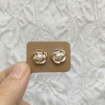 ミニパールピアス ①