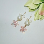 可愛いうさぎパール桜version🌸樹脂フックピアス・樹脂イヤリング