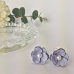 新作♡春カラー♡小さなフラワーピアス