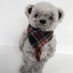 ハンドメイドフワフワテディベア風クマあみぐるみ