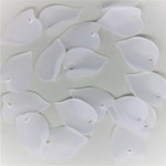【100個】19x14x1.5mm　すりガラスのようなアクリルフラワー　ホワイト【D019】