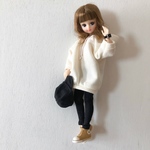  紐付きオーバーサイズフードパーカー【生成】