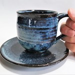 青色が綺麗なコーヒーカップ