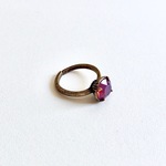 葡萄染色 １粒スワロフスキー リング 金古美