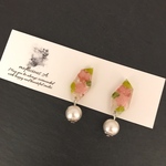 1点のみ❗️春♡ピンクフラワー✖️コットンパールのシルバーピアス／イヤリング