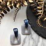アクリルおおぶりピアス