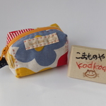 ミニポーチ大きいお花　610円→300円