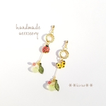 NEW!可愛いアシンメトリーな春ピアス
