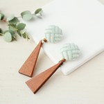 こぎん刺し　△さんかくモチーフ△ かごめのイヤーアクセサリー ミント