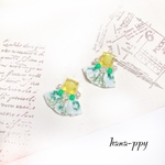 cube flower frill ピアスorイヤリングor樹脂ピアス