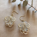  シーグラスシェルピアス