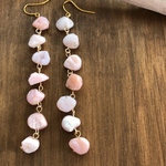 【SALE】colorful season（ピンクオパールのロングピアス）