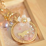桜と猫の懐中時計風バッグチャーム