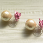 コットンパールとお花の2wayノンホールピアス 