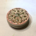 透かしパーツのピルケース   SAKURA