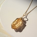 【１点もの】14kgf インペリアルトパーズ原石のワイヤーラップペンダント