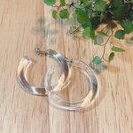 シンプルクリアフープピアス