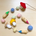 ピーナッツファミリーのキノコ狩りオーナメント