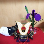 端午の節句 飾り  兜 鯉 菖蒲の花