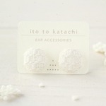こぎん刺し　◎小さめイヤーアクセサリー◎　きなり