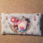 オーダー不可❁ぶたさんとくまさんの仲良しペンポーチ❁
