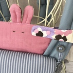 即購入可能！ママパット*耳付き　よだれパットセット　 エルゴ抱っこひも用h北欧花柄ピンク　