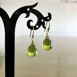 再販♡ 大粒チェコドロップの一粒ピアス/イヤリング オリビン