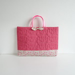 リボンも可愛い♡くまステッチPink×花柄×レース付き持ち手のレッスンバッグ