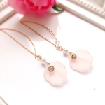 桜の花   アメリカンピアス