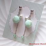 マカロンのゆらゆらイヤリング（ミント）