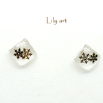 しかくい雪の結晶ミニピアス/イヤリング