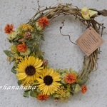 紅花とヒマワリwreath