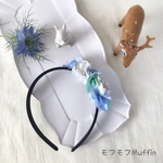エメラルドグリーン お花畑のカチューシャ 