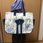 BIGマザーズバッグ、頒布、ポケットたっぷり、ブルーお花柄