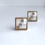 大人レジン＊スワロパールとガラスストーン ノンホールピアス