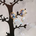 【再販】きらめくスワロフスキービジューと雫のピアス